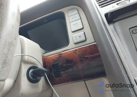 2004 Lincoln Navigator z USA, uszkodzony, nr VIN 5LMFU27R14LJ11751